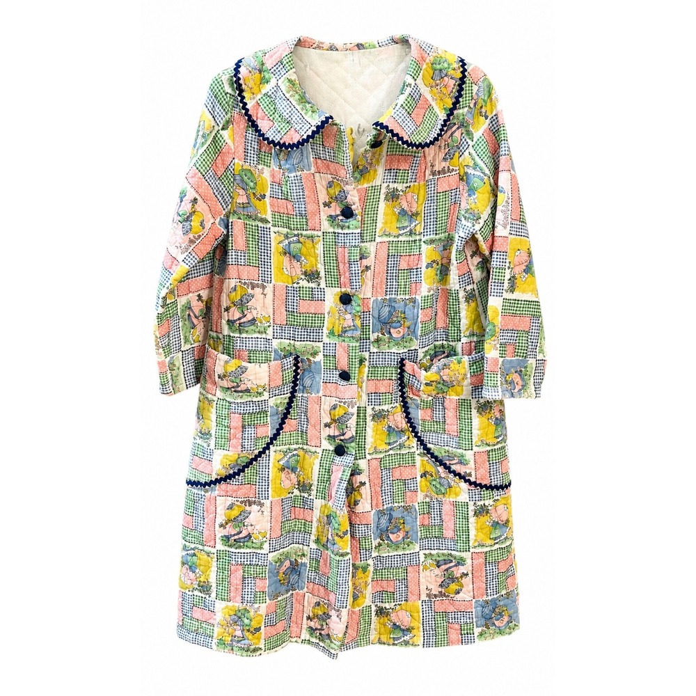 VTG Handmade Quilted House Coat Cottagecore Holly Hobbie Style Patchwork Robe‎
